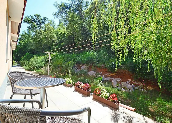 Διαμέρισμα Tihomir-2 By Interhome *